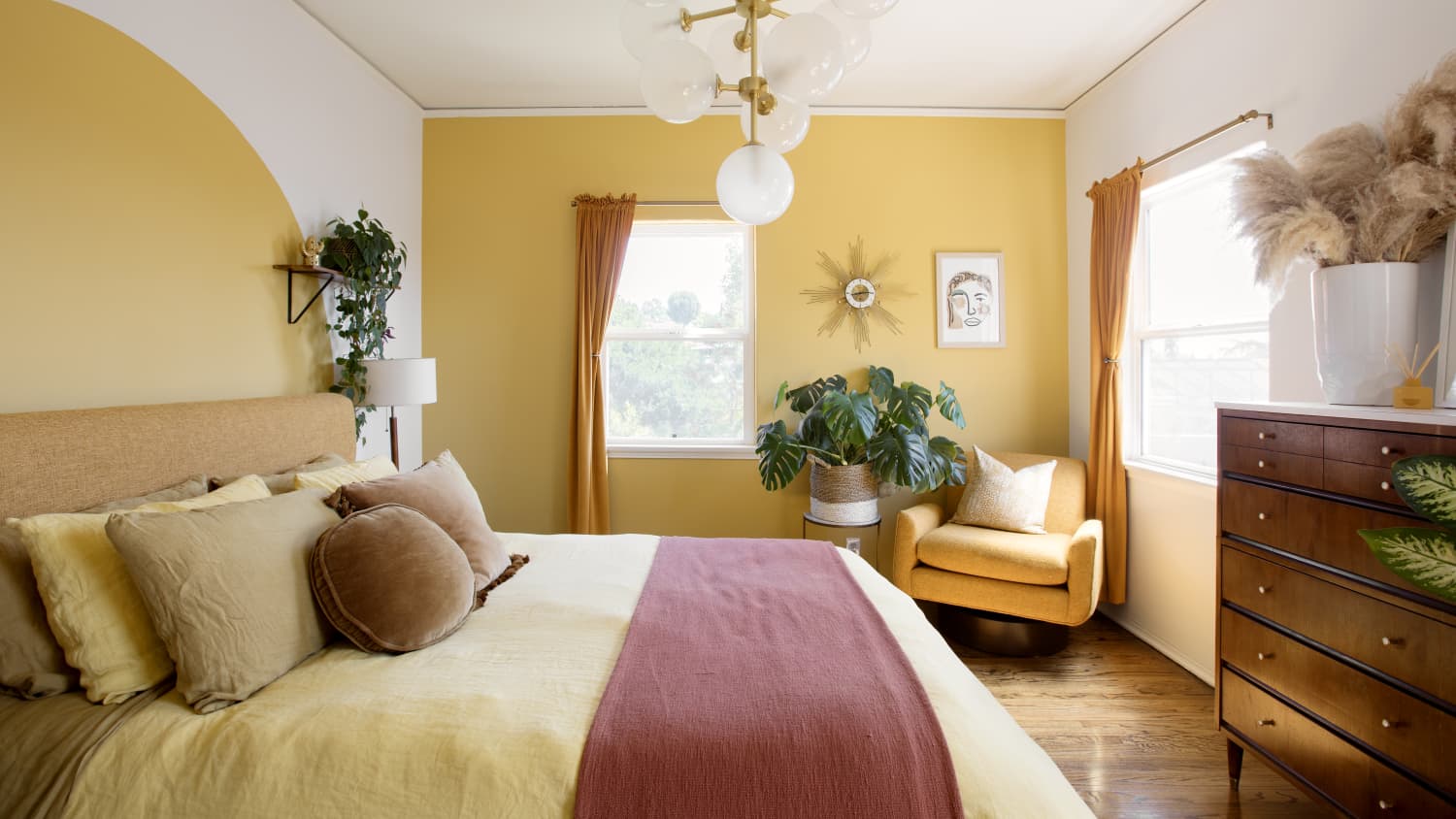 Accent chair outlet bed
